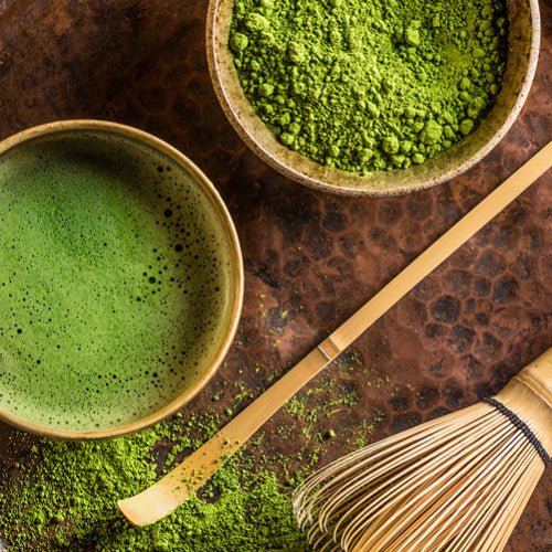 Raab Vitalfood Bio Matcha Tee - Premium Matcha Pulver aus Japan, traditionell angebaut und schonend verarbeitet